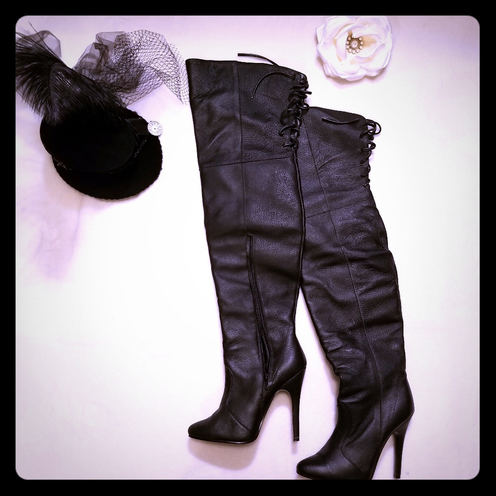 NWOT Black over the knee boots high heel